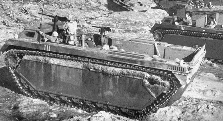 LVT-3 AMPHIBIOUS VEHICLE (Bushmaster)