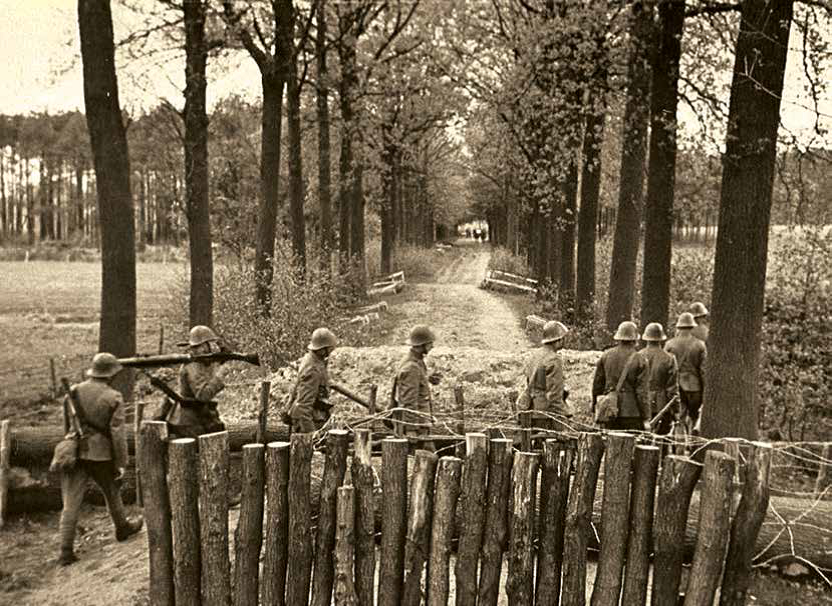 DUTCH INFANTRY COMPANY 1940