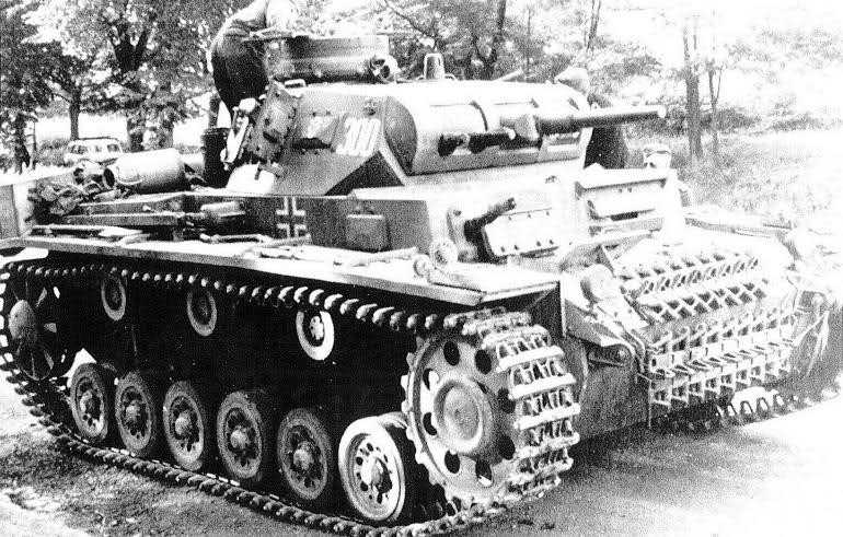 PANZERKAMPFWAGEN Mk III AUSF F (Sd.Kfz 141)