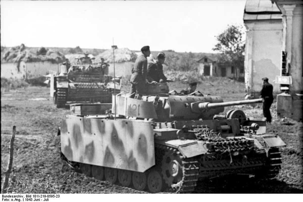 PANZERKAMPFWAGEN Mk III Ausf M (Sd.Kfz 141/1)