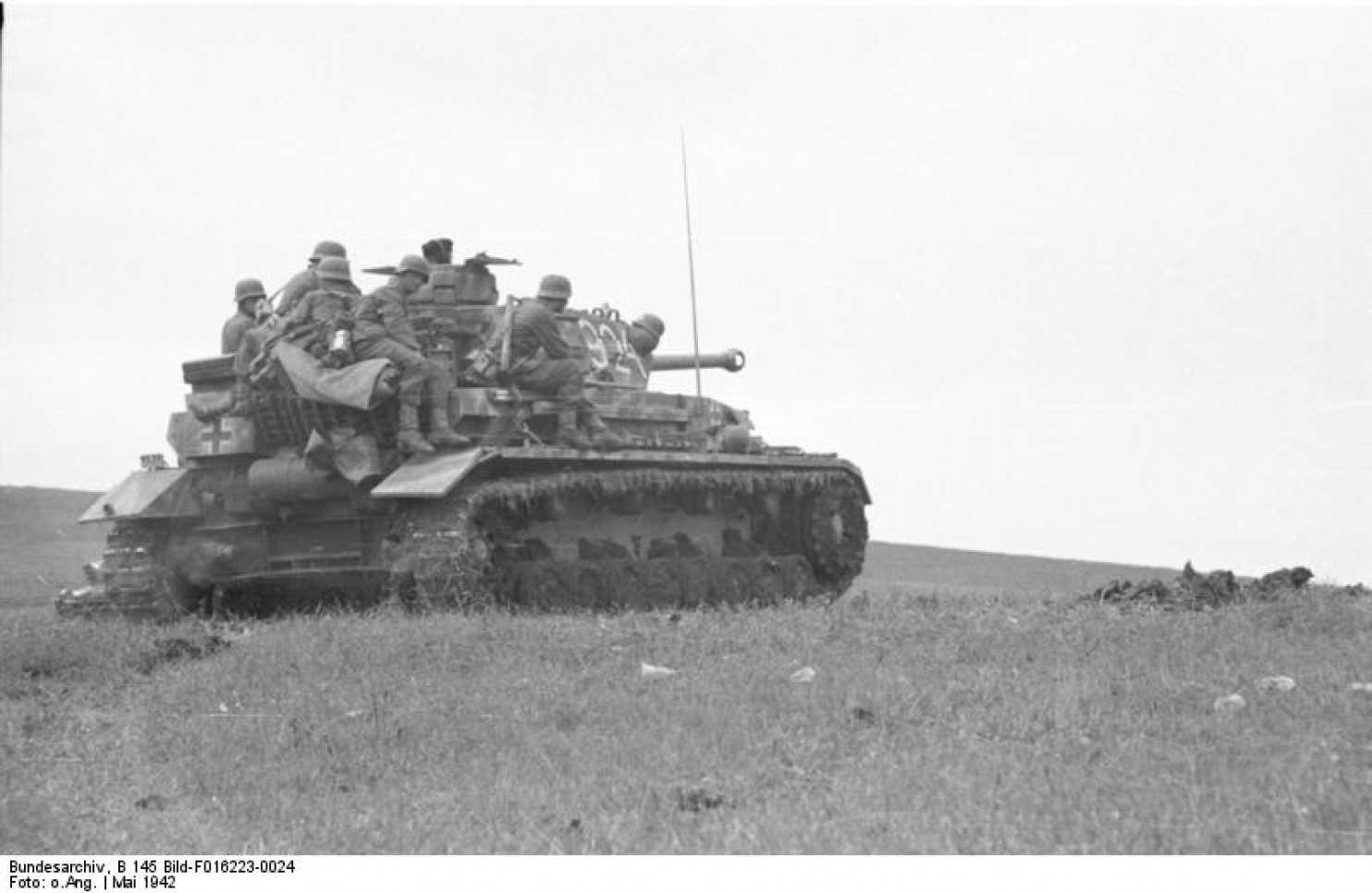 PANZERKAMPFWAGEN Mk IV AUSF F2 (Sd.Kfz 161/1)