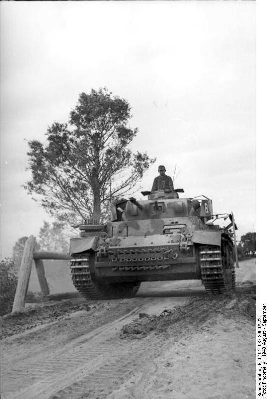 ARTILLERIE PANZERBEOBACHTUNGSWAGEN III (Sd.Kfz 143)