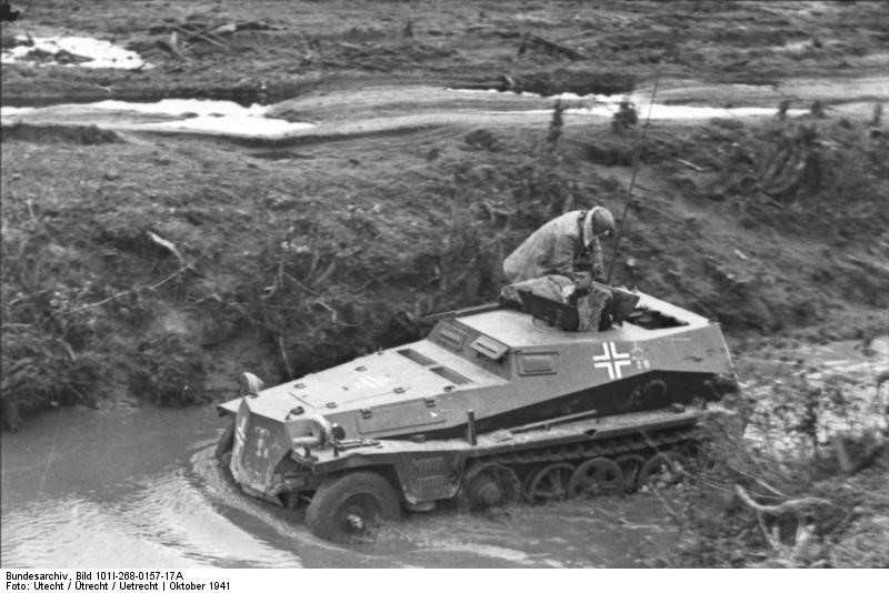 LEICHTE GEPANZERTE BEOBACHTUNGSKRAFTWAGEN Sd.Kfz 253