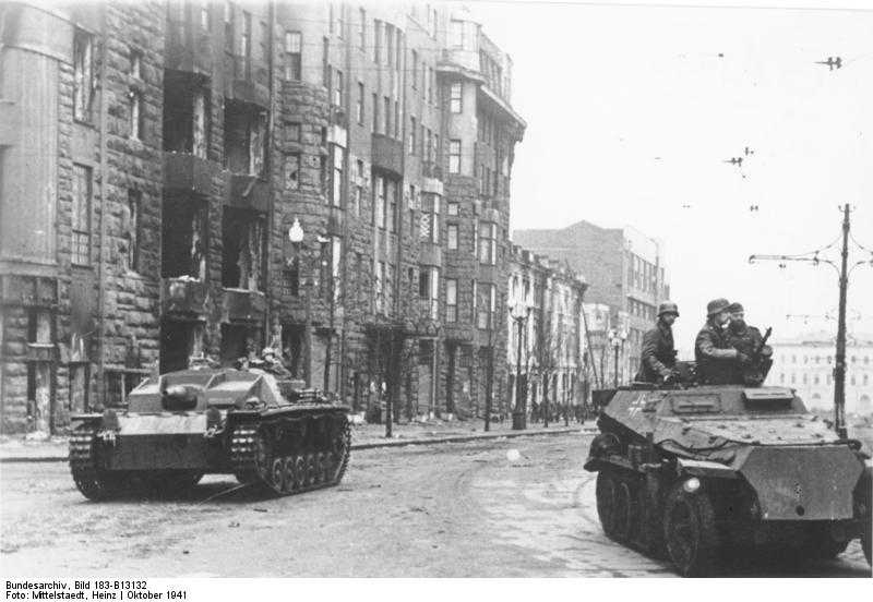 STURMGESCHÜTZ III AUSF C & D (Sd.Kfz 142)