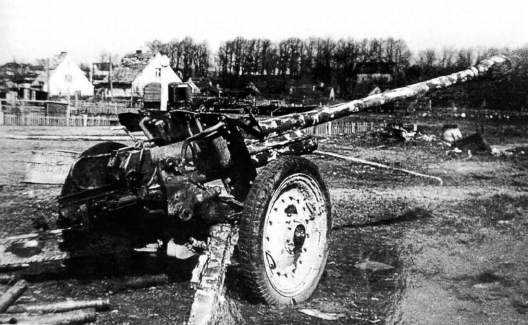 76.2cm PANZERABWEHRKANONE 36(r)