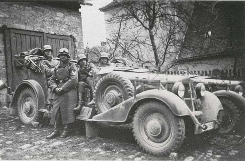 HORCH 830B