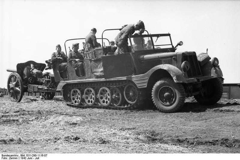 LEICHTE ZUGKRAFTWAGEN 3t (Sd.Kfz 11)