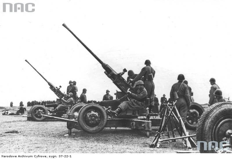 ARMATA PRZECIWLOTNICZA 40mm Wz.36